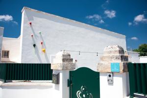 big_camera-il-ciliegio-porta-ingresso