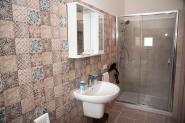 camera-il-ciliegio-foto-bagno-con-doccia