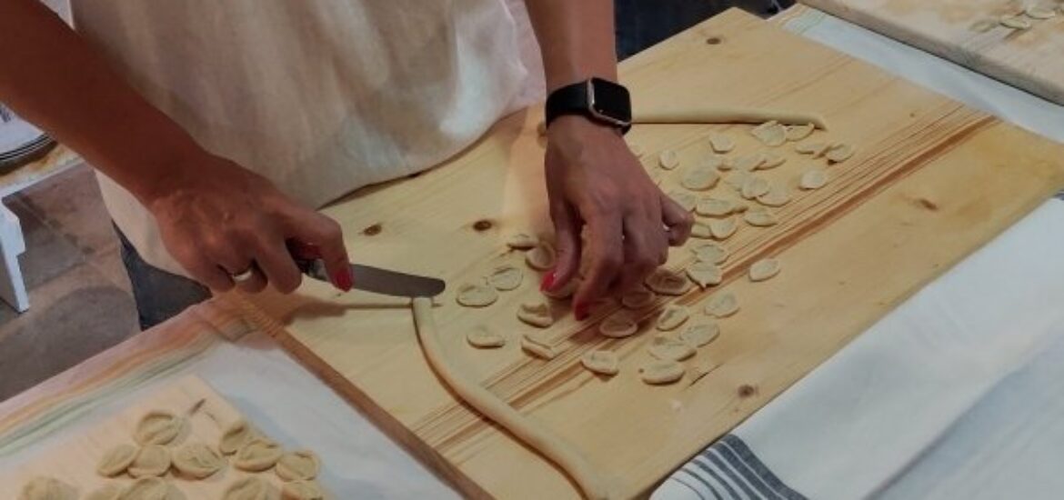 Lezione cucina tradizionale pugliese - Trulli Donna Isabella B&B